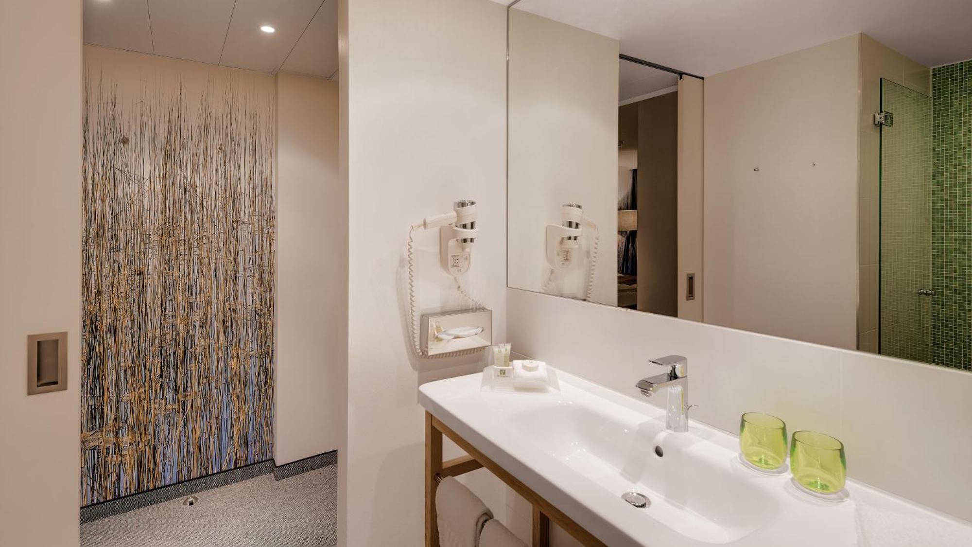 Standard Room with Two Single Beds